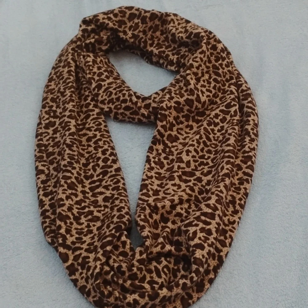 Ladies Scarf!